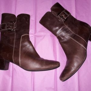 Ladies Ecco boot